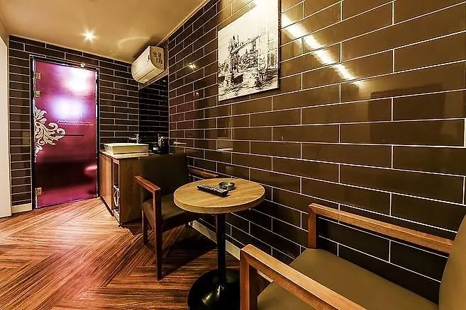 Venice Motel Yonghodong 부산광역시